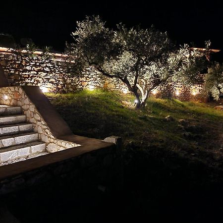 Focalion Castle Luxury Suites Pyrgos Dirou Exterior photo