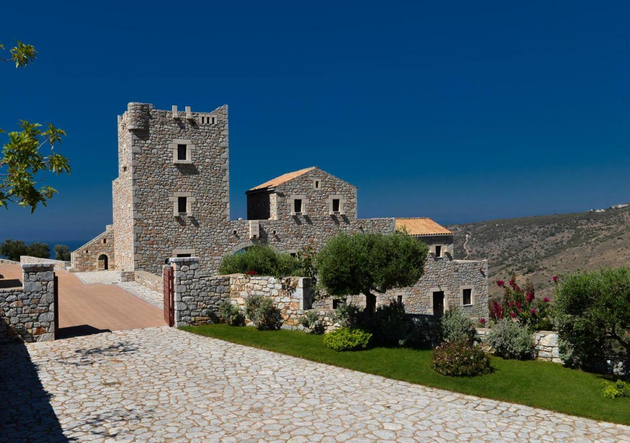 Focalion Castle Luxury Suites Pyrgos Dirou Exterior photo