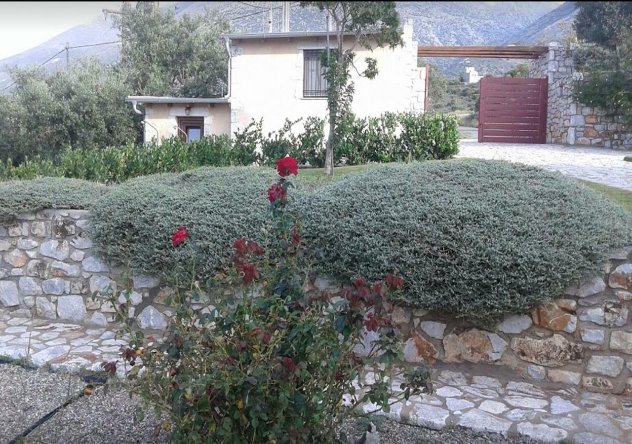 Focalion Castle Luxury Suites Pyrgos Dirou Exterior photo